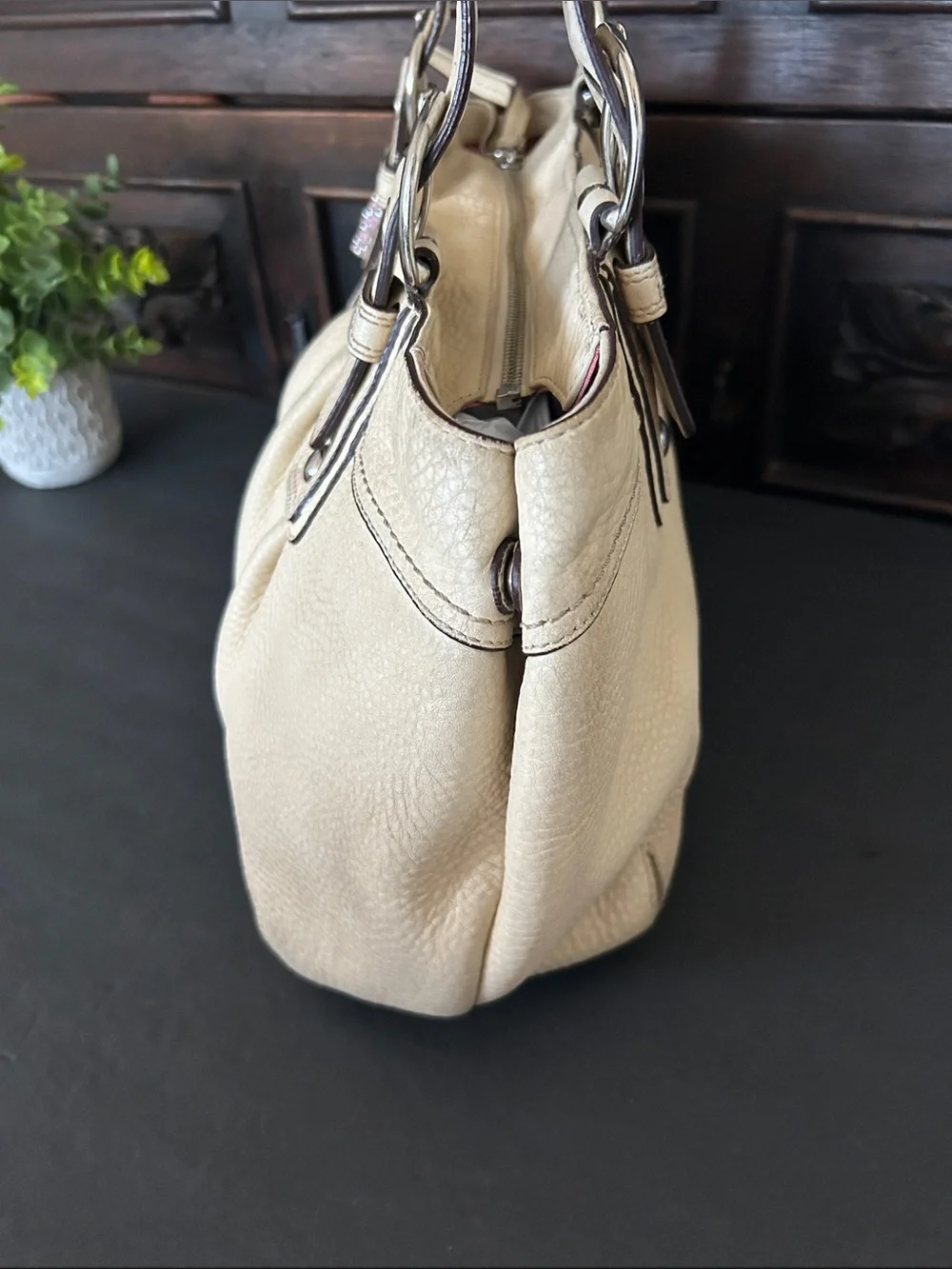 Coach F 13732 Cream Leather Shoulder Bag with Pink Charm